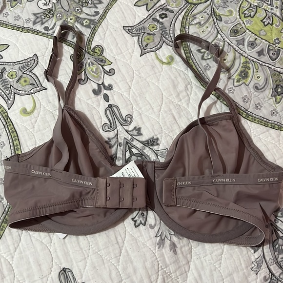 NWT Calvin Klein Mesh Bra - Picture 4 of 5
